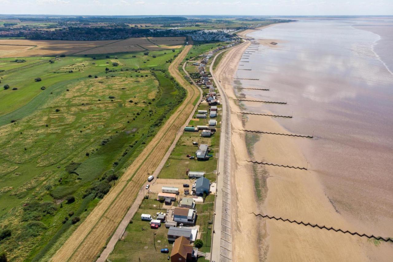 Caravan With Decking At Manor Park In Hunstanton, Sleeps 6 Ref 23045B Εξωτερικό φωτογραφία